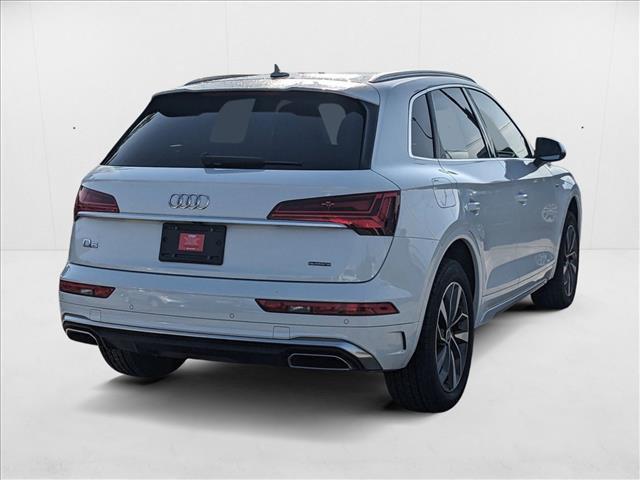 Photo of 2022 White Audi Q5
