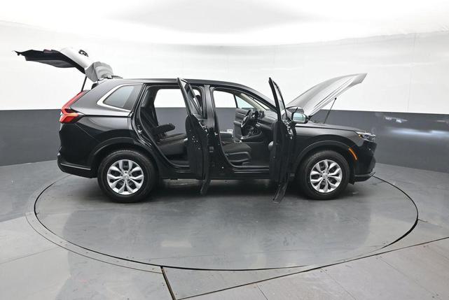 Photo of 2023 Crystal Black Pearl Honda CR-V