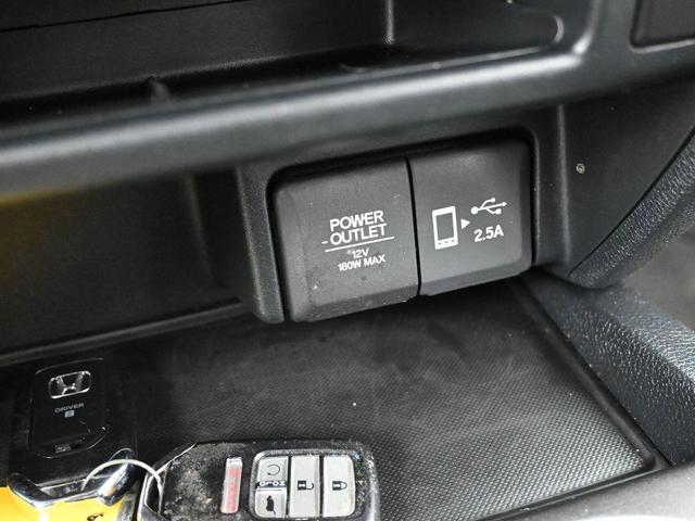 Photo of 2022 Platinum White Pearl Honda Pilot