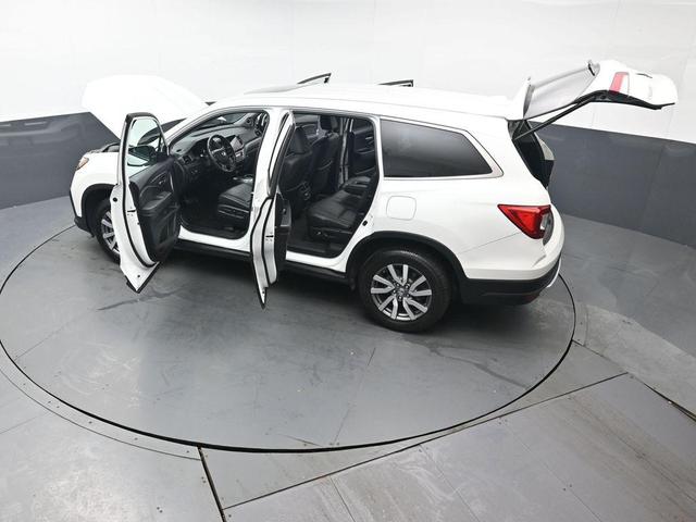 Photo of 2022 Platinum White Pearl Honda Pilot