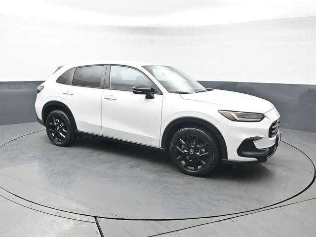 Photo of 2023 Platinum White Pearl Honda HR-V