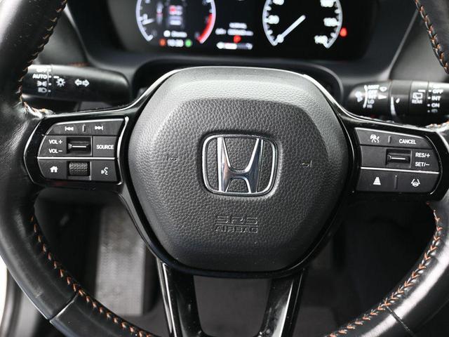 Photo of 2023 Platinum White Pearl Honda HR-V