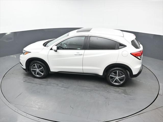 Photo of 2022 Platinum White Pearl Honda HR-V