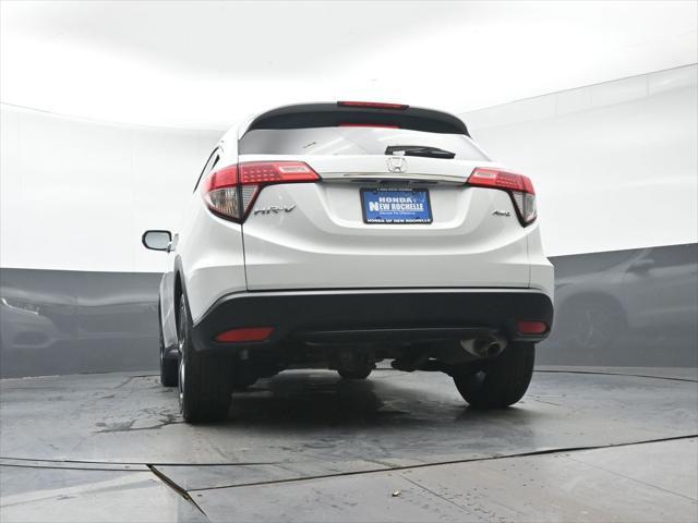 Photo of 2022 Platinum White Pearl Honda HR-V