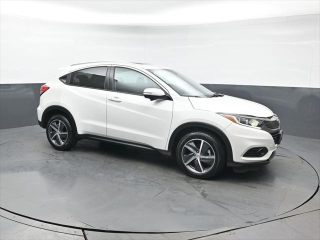Photo of 2022 Platinum White Pearl Honda HR-V
