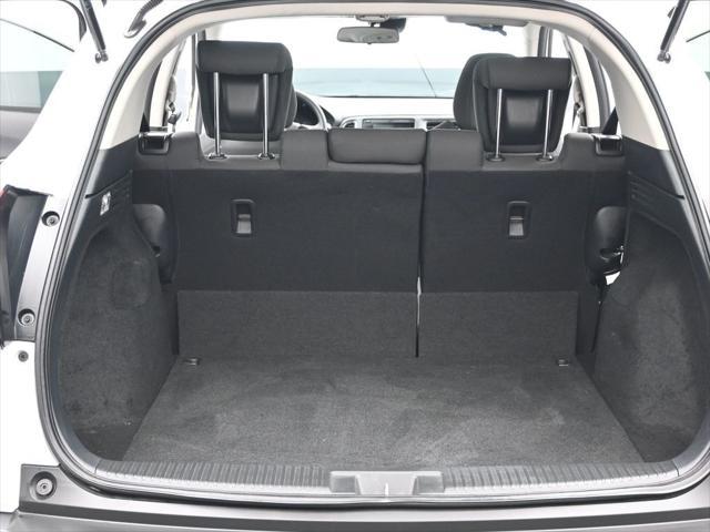 Photo of 2022 Platinum White Pearl Honda HR-V