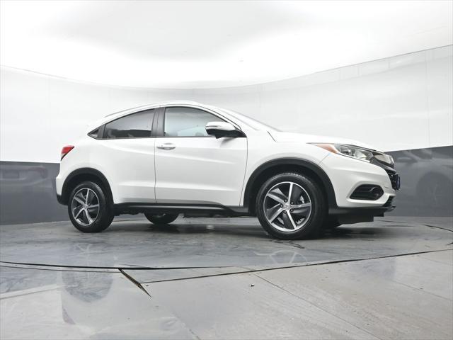 Photo of 2022 Platinum White Pearl Honda HR-V