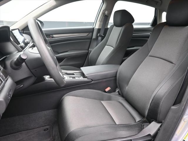 Photo of 2022 Lunar Silver Metallic Honda Accord