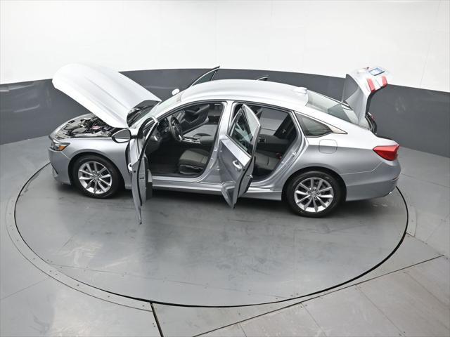 Photo of 2022 Lunar Silver Metallic Honda Accord