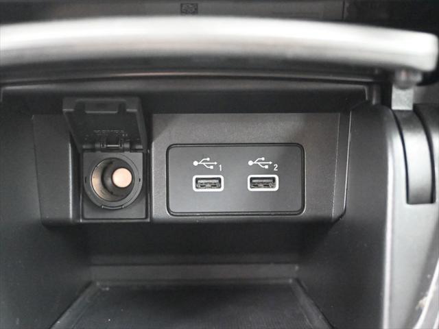 Photo of 2022 Lunar Silver Metallic Honda Accord