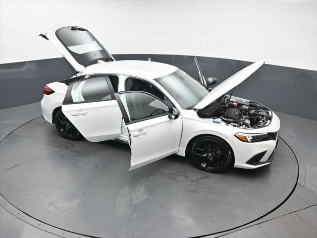 Photo of 2023 Platinum White Pearl Honda Civic