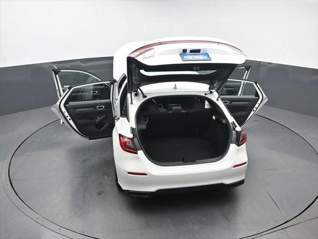 Photo of 2023 Platinum White Pearl Honda Civic