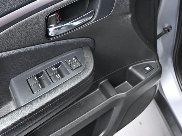 Photo of 2022 Lunar Silver Metallic Honda Pilot