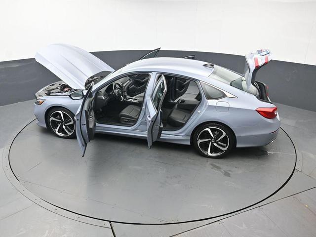 Photo of 2022 Sonic Gray Pearl Honda Accord