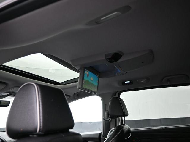 Photo of 2022 Platinum White Honda Odyssey