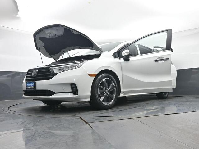 Photo of 2022 Platinum White Honda Odyssey