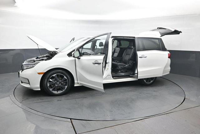 Photo of 2022 Platinum White Honda Odyssey