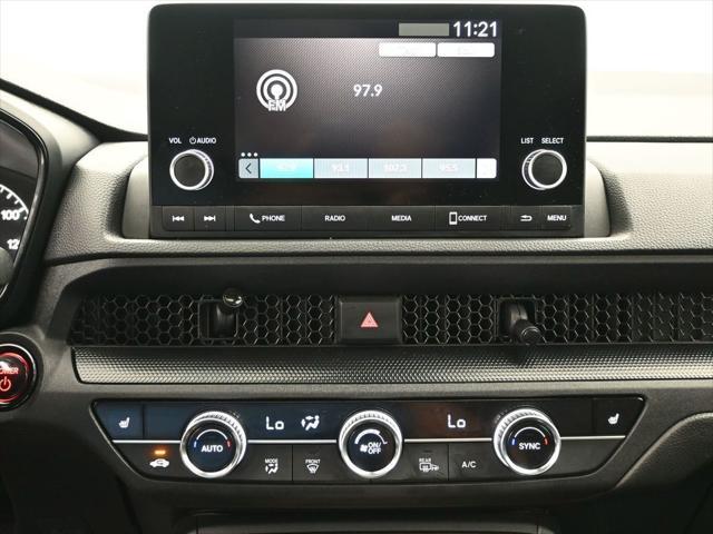 Photo of 2023 Platinum White Pearl Honda CR-V Hybrid