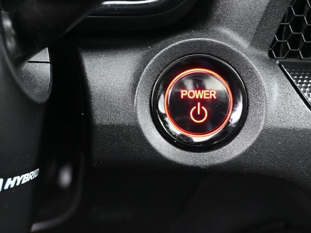 Photo of 2023 Platinum White Pearl Honda CR-V Hybrid