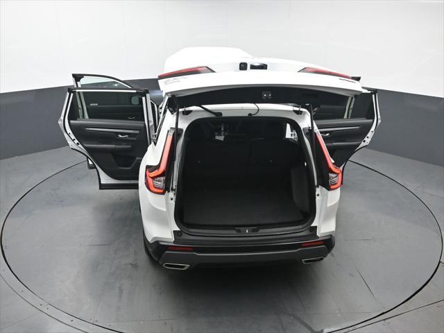 Photo of 2023 Platinum White Pearl Honda CR-V Hybrid