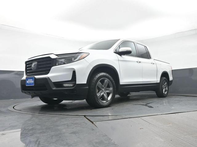 Photo of 2023 Platinum White Honda Ridgeline