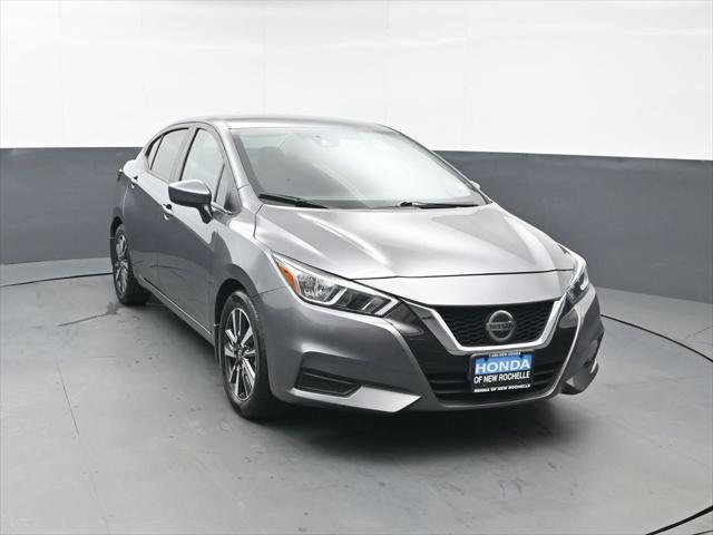 Photo of 2022 Gun Metallic Nissan Versa