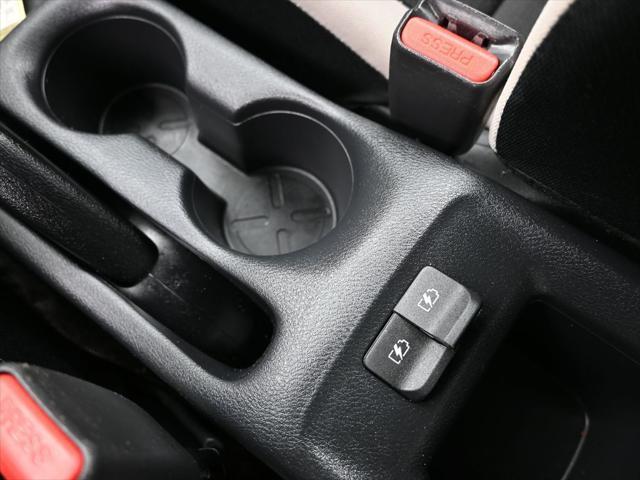 Photo of 2022 Gun Metallic Nissan Versa