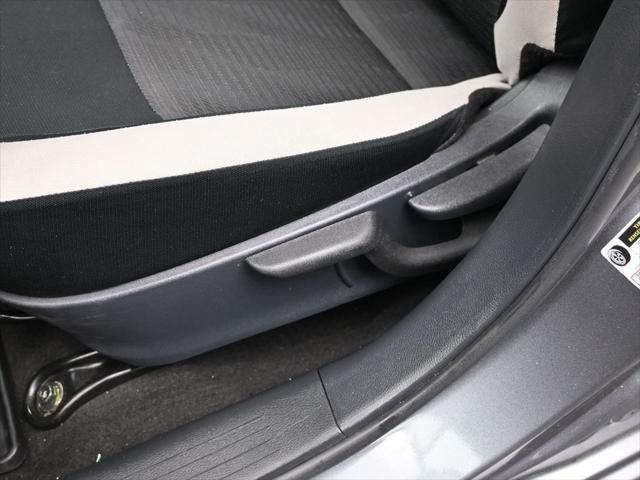 Photo of 2022 Gun Metallic Nissan Versa
