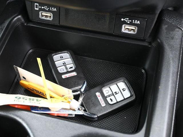 Photo of 2021 Modern Steel Metallic Honda CR-V