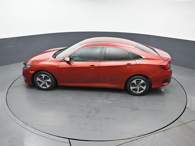 Photo of 2019 Rallye Red Honda Civic
