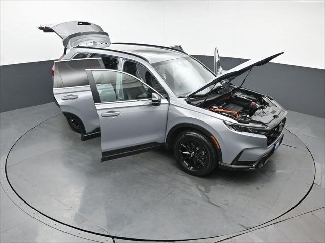 Photo of 2025 Urban Gray Pearl Honda CR-V Hybrid