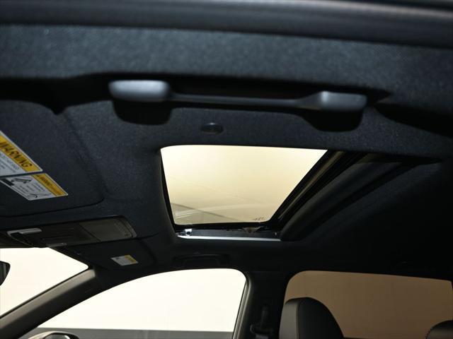 Photo of 2025 Urban Gray Pearl Honda CR-V Hybrid