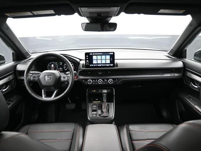 Photo of 2025 Urban Gray Pearl Honda CR-V Hybrid