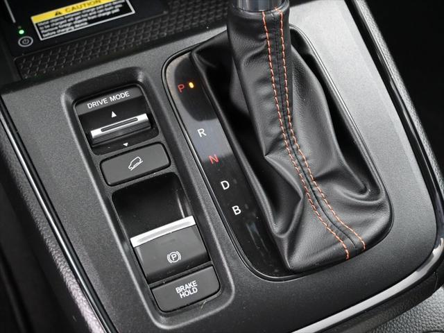Photo of 2025 Urban Gray Pearl Honda CR-V Hybrid