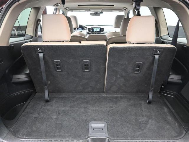 Photo of 2022 Scarlet Honda Pilot