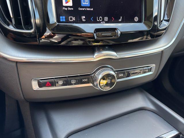 Photo of 2023 Blue Volvo XC60
