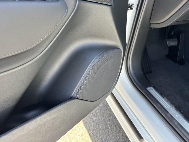 Photo of 2025 White Volvo XC90