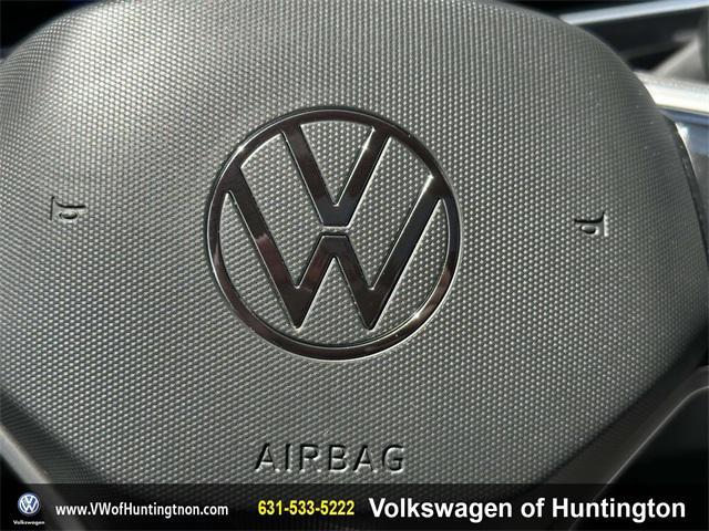 Photo of 2022 Pure White Volkswagen Tiguan