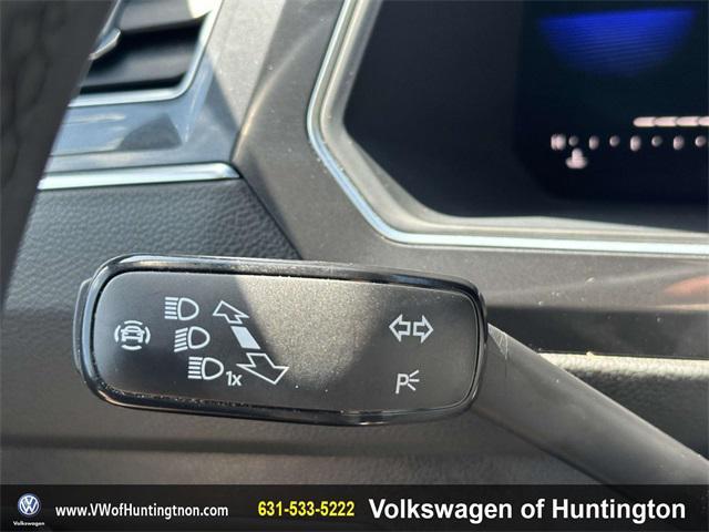 Photo of 2022 Pure White Volkswagen Tiguan