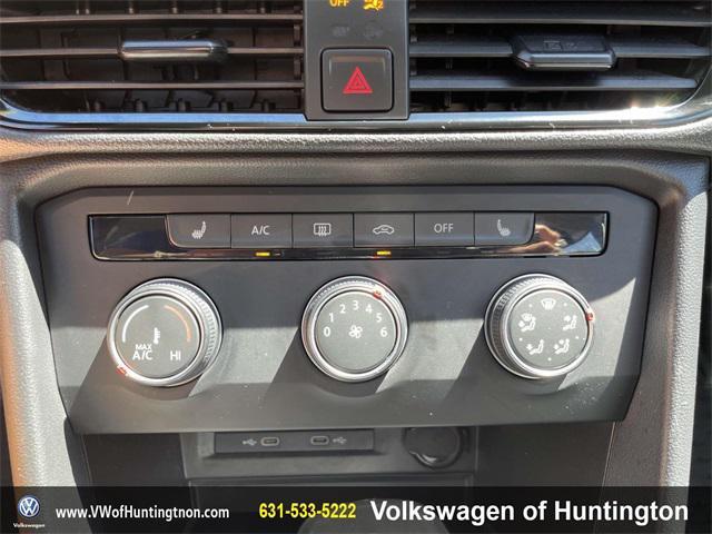 Photo of 2022 Pure White Volkswagen Taos