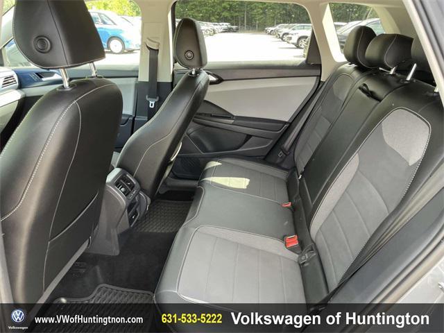 Photo of 2022 Pure Gray Volkswagen Taos