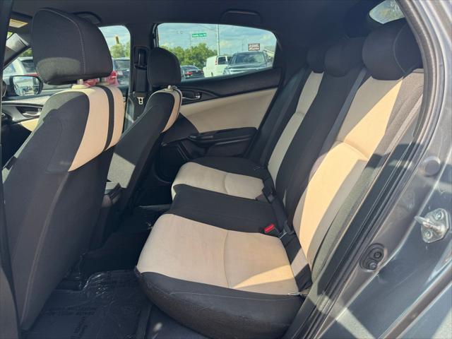 Photo of 2018 Gray Honda Civic
