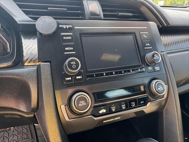 Photo of 2018 Gray Honda Civic