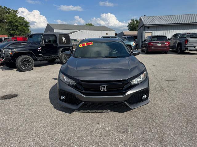 Photo of 2018 Gray Honda Civic