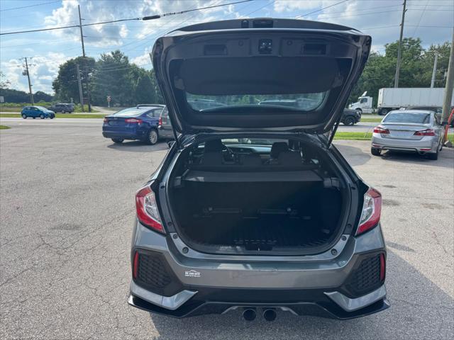 Photo of 2018 Gray Honda Civic