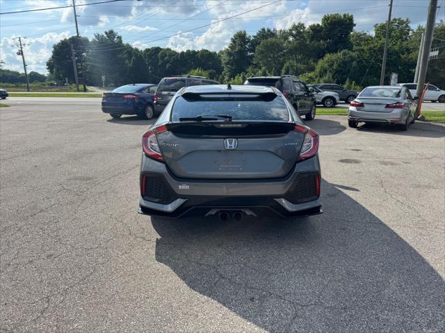 Photo of 2018 Gray Honda Civic