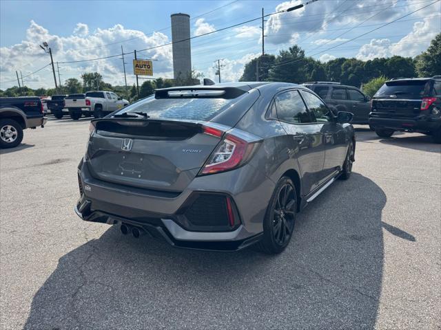Photo of 2018 Gray Honda Civic