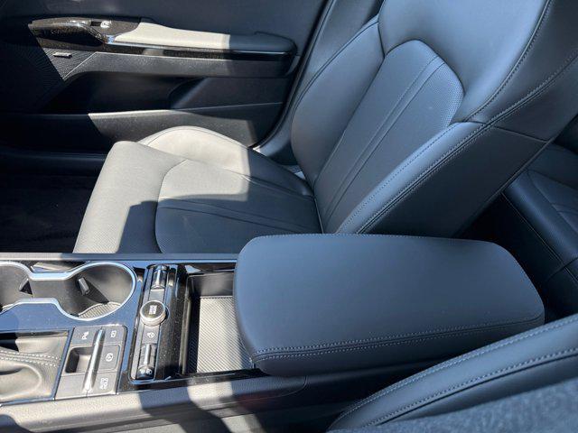 Photo of 2026 Interstellar Gray Kia K5