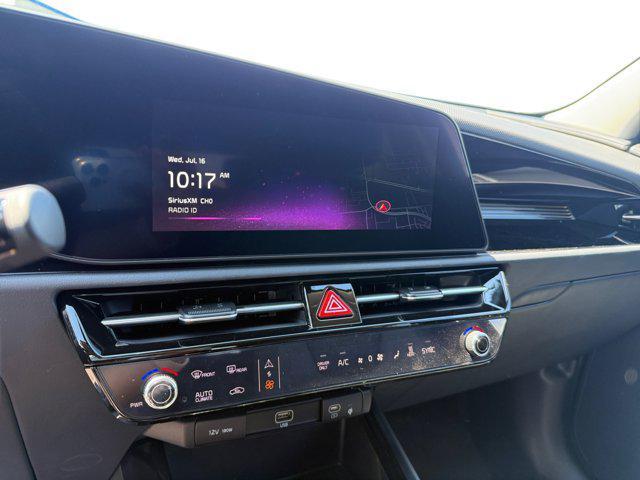 Photo of 2025 Mineral Blue Kia Niro EV