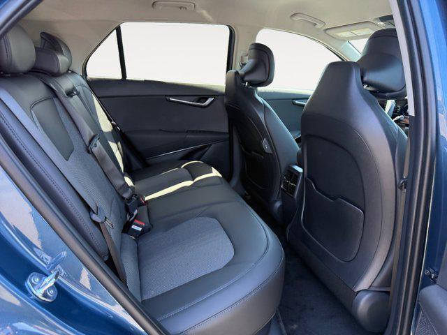 Photo of 2025 Mineral Blue Kia Niro EV